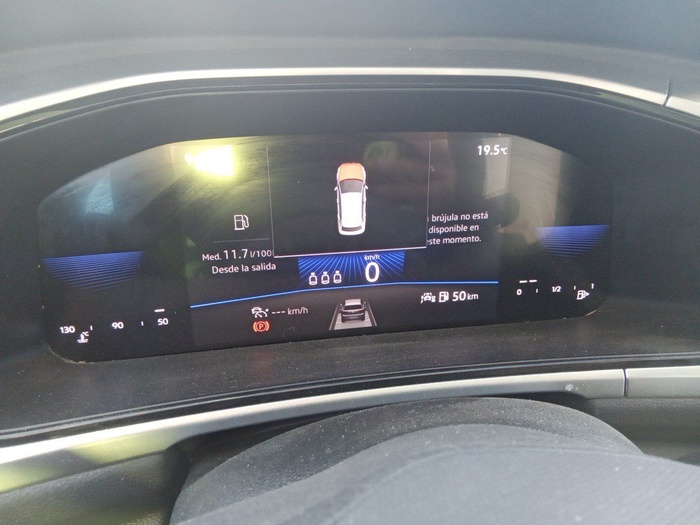 Volkswagen T-Roc Life 2.0 TDI 85 kW (115 CV) Vehículo usado en Madrid Volkswagen T-Roc Life 2.0 TDI 85 kW (115 CV) Vehículo usado en Madrid