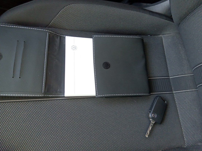 Volkswagen T-Roc Life 2.0 TDI 85 kW (115 CV) Vehículo usado en Madrid Volkswagen T-Roc Life 2.0 TDI 85 kW (115 CV) Vehículo usado en Madrid