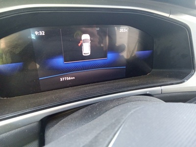 Volkswagen T-Roc Life 2.0 TDI 85 kW (115 CV) 8 Volkswagen T-Roc Life 2.0 TDI 85 kW (115 CV) 8