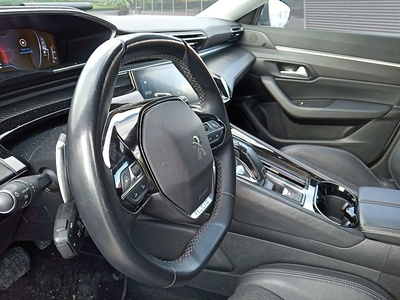 Peugeot 508 BlueHDi 130 S&S Allure EAT8 96 kW (130 CV) 7 Peugeot 508 BlueHDi 130 S&S Allure EAT8 96 kW (130 CV) 7