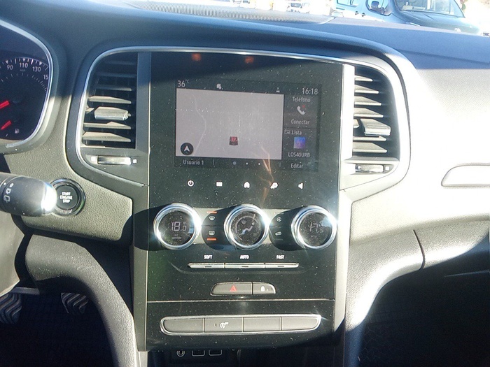 Renault Megane Equilibre Blue dCi 85 kW (115 CV) Vehículo usado en Madrid Renault Megane Equilibre Blue dCi 85 kW (115 CV) Vehículo usado en Madrid