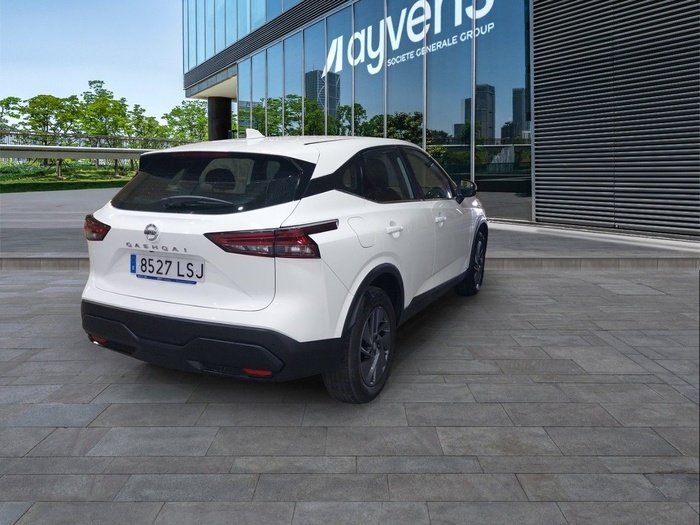 Nissan Qashqai DIG-T 140 mHEV Acenta 4x2 103 kW (140 CV) Vehículo usado en Madrid Nissan Qashqai DIG-T 140 mHEV Acenta 4x2 103 kW (140 CV) Vehículo usado en Madrid