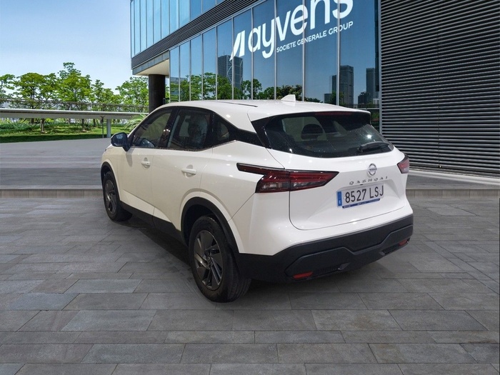 Nissan Qashqai DIG-T 140 mHEV Acenta 4x2 103 kW (140 CV) Vehículo usado en Madrid Nissan Qashqai DIG-T 140 mHEV Acenta 4x2 103 kW (140 CV) Vehículo usado en Madrid