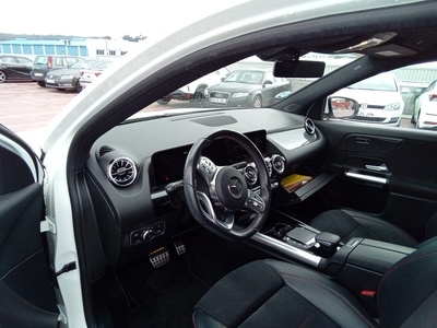 Mercedes-Benz GLA 200 d 110 kW (150 CV) 4 Mercedes-Benz GLA 200 d 110 kW (150 CV) 4