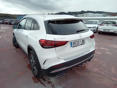 Mercedes-Benz GLA 200 d 110 kW (150 CV) 3 Mercedes-Benz GLA 200 d 110 kW (150 CV) 3