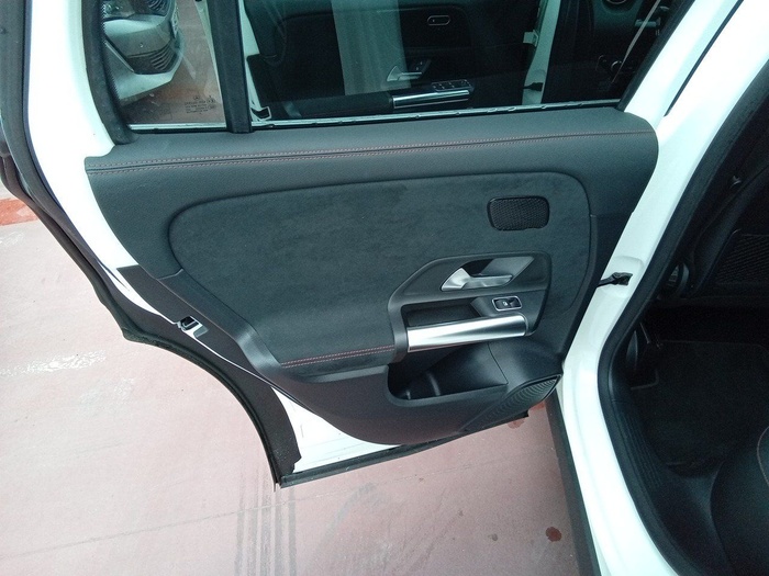 Mercedes-Benz GLA 200 d 110 kW (150 CV) Vehículo usado en Madrid Mercedes-Benz GLA 200 d 110 kW (150 CV) Vehículo usado en Madrid