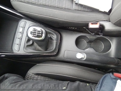 Kia Stonic 1.0 T-GDi MHEV Drive iMT 88 kW (120 CV) 11 Kia Stonic 1.0 T-GDi MHEV Drive iMT 88 kW (120 CV) 11