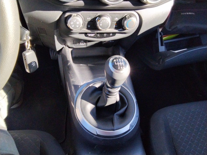 Nissan Juke DIG-T Acenta 84 kW (114 CV) Vehículo usado en Madrid Nissan Juke DIG-T Acenta 84 kW (114 CV) Vehículo usado en Madrid