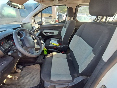 Citroen Berlingo Combi BlueHDi 100 Talla M Feel 75 kW (102 CV) 12 Citroen Berlingo Combi BlueHDi 100 Talla M Feel 75 kW (102 CV) 12