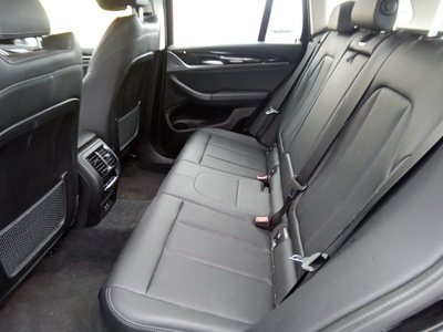 BMW X3 xDrive30e xLine 215 kW (292 CV) 9 BMW X3 xDrive30e xLine 215 kW (292 CV) 9