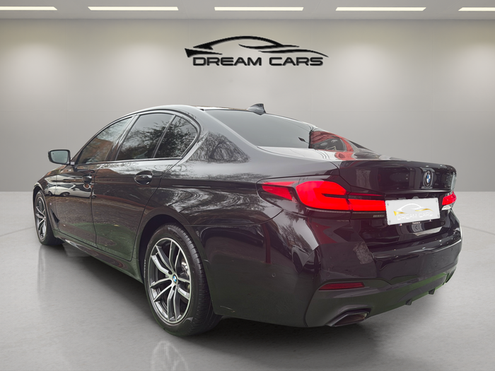 BMW Serie 5 520d xDrive 140 kW (190 CV) Vehículo usado en Madrid BMW Serie 5 520d xDrive 140 kW (190 CV) Vehículo usado en Madrid
