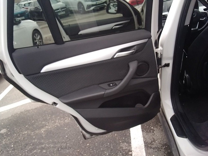 BMW X1 sDrive18d 110 kW (150 CV) Vehículo usado en Madrid BMW X1 sDrive18d 110 kW (150 CV) Vehículo usado en Madrid