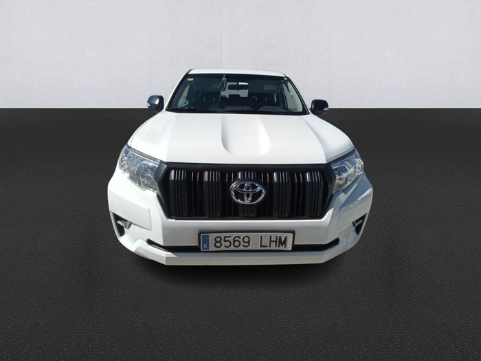 Toyota Land Cruiser 2.8 D-4D GX 130 kW (177 CV) Vehículo usado en Madrid Toyota Land Cruiser 2.8 D-4D GX 130 kW (177 CV) Vehículo usado en Madrid