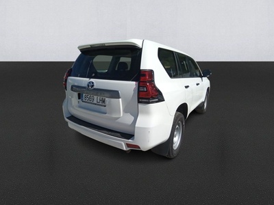 Toyota Land Cruiser 2.8 D-4D GX 130 kW (177 CV) 4 Toyota Land Cruiser 2.8 D-4D GX 130 kW (177 CV) 4