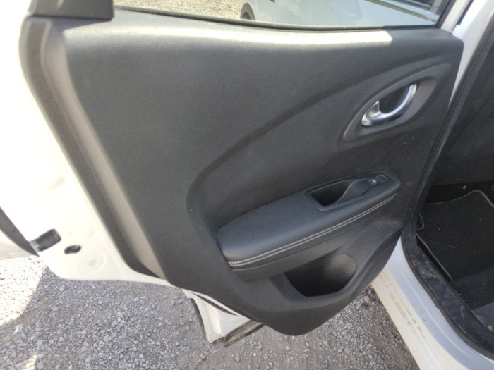 Renault Kadjar Limited GPF TCe 103 kW (140 CV) Vehículo usado en Madrid Renault Kadjar Limited GPF TCe 103 kW (140 CV) Vehículo usado en Madrid