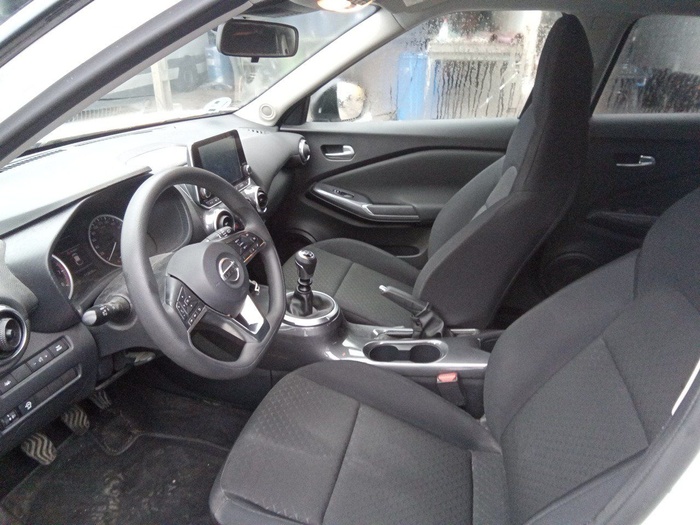 Nissan Juke DIG-T Acenta 84 kW (114 CV) Vehículo usado en Madrid Nissan Juke DIG-T Acenta 84 kW (114 CV) Vehículo usado en Madrid