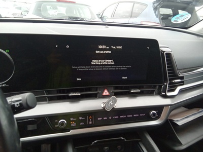 Kia Sportage 1.6 T-GDi HEV Drive 4x2 171 kW (230 CV) 14 Kia Sportage 1.6 T-GDi HEV Drive 4x2 171 kW (230 CV) 14