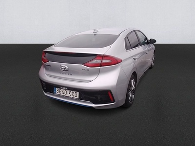 Hyundai Ioniq 1.6 GDI HEV Tecno DT 104 kW (141 CV) 4 Hyundai Ioniq 1.6 GDI HEV Tecno DT 104 kW (141 CV) 4