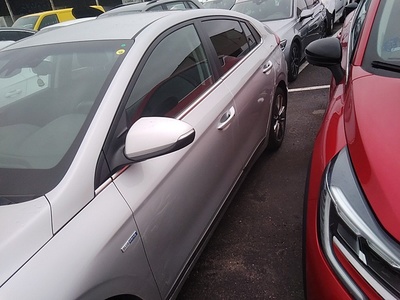 Hyundai Ioniq 1.6 GDI HEV Tecno DT 104 kW (141 CV) 14 Hyundai Ioniq 1.6 GDI HEV Tecno DT 104 kW (141 CV) 14