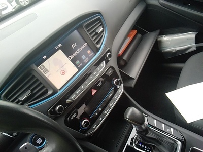 Hyundai Ioniq 1.6 GDI HEV Tecno DT 104 kW (141 CV) 9 Hyundai Ioniq 1.6 GDI HEV Tecno DT 104 kW (141 CV) 9