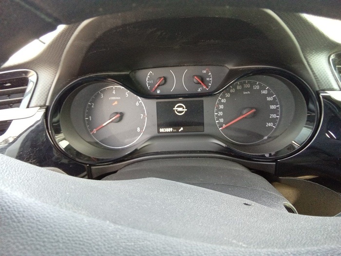 Opel Corsa 1.2 Turbo XHL Edition 74 kW (100 CV) Vehículo usado en Madrid Opel Corsa 1.2 Turbo XHL Edition 74 kW (100 CV) Vehículo usado en Madrid