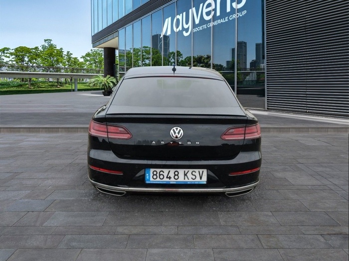Volkswagen Arteon R-Line 2.0 TDI 110 kW (150 CV) DSG Vehículo usado en Madrid Volkswagen Arteon R-Line 2.0 TDI 110 kW (150 CV) DSG Vehículo usado en Madrid