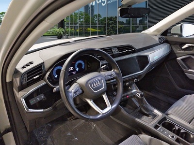 Audi Q3 Sportback Advanced 35 TDI 110 kW (150 CV) S tronic 7 Audi Q3 Sportback Advanced 35 TDI 110 kW (150 CV) S tronic 7