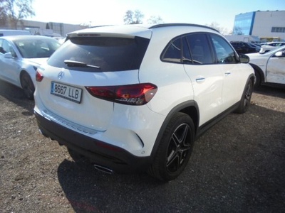 Mercedes-Benz GLA 200 d 110 kW (150 CV) 4 Mercedes-Benz GLA 200 d 110 kW (150 CV) 4