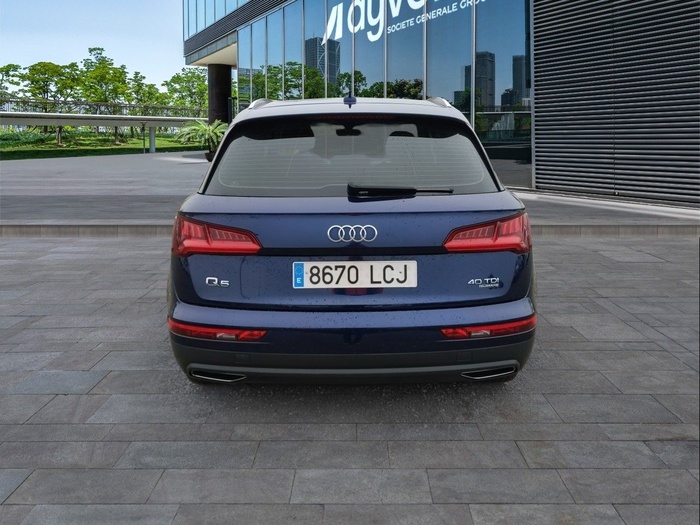 Audi Q5 Advanced 40 TDI quattro 140 kW (190 CV) S tronic Vehículo usado en Madrid Audi Q5 Advanced 40 TDI quattro 140 kW (190 CV) S tronic Vehículo usado en Madrid
