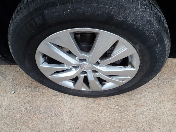 Peugeot 3008 BlueHDi 130 S&S Active Pack 96 kW (130 CV) Vehículo usado en Madrid Peugeot 3008 BlueHDi 130 S&S Active Pack 96 kW (130 CV) Vehículo usado en Madrid