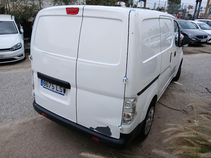 Nissan e-NV200 Furgon Electrica 40 kWh Profesional 80 kW (109 CV) Vehículo usado en Madrid Nissan e-NV200 Furgon Electrica 40 kWh Profesional 80 kW (109 CV) Vehículo usado en Madrid