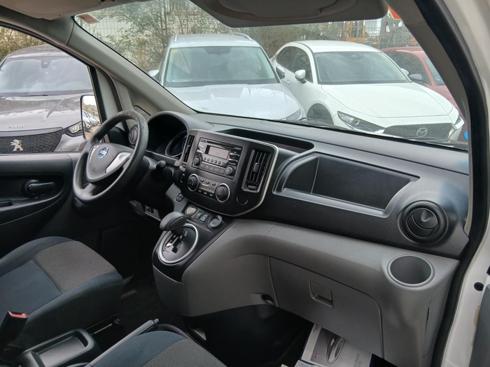 Nissan e-NV200 Furgon Electrica 40 kWh Profesional 80 kW (109 CV) Vehículo usado en Madrid Nissan e-NV200 Furgon Electrica 40 kWh Profesional 80 kW (109 CV) Vehículo usado en Madrid