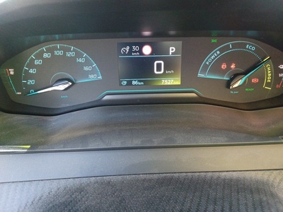 Peugeot e-208 Eléctrico Active 100 kW (136 CV) 8 Peugeot e-208 Eléctrico Active 100 kW (136 CV) 8