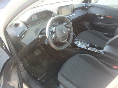 Peugeot e-208 Eléctrico Active 100 kW (136 CV) 7 Peugeot e-208 Eléctrico Active 100 kW (136 CV) 7