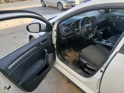 Renault Megane Equilibre Blue dCi 85 kW (115 CV) 5 Renault Megane Equilibre Blue dCi 85 kW (115 CV) 5