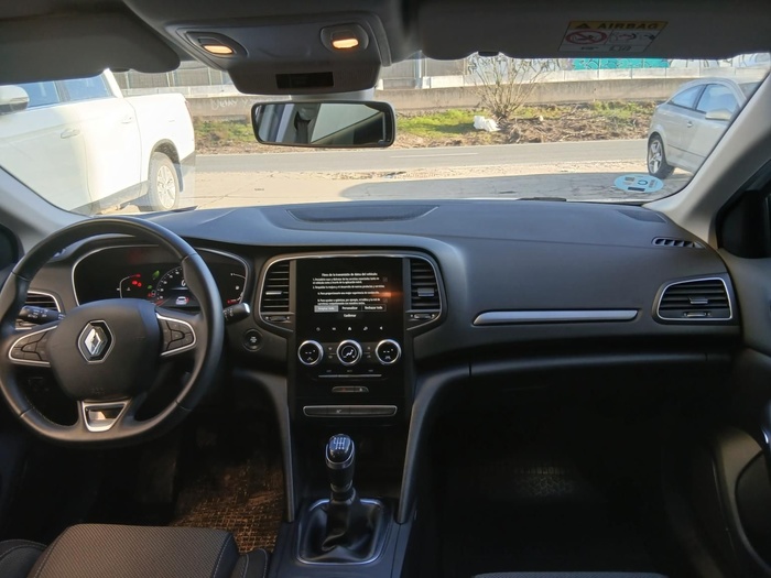 Renault Megane Equilibre Blue dCi 85 kW (115 CV) Vehículo usado en Madrid Renault Megane Equilibre Blue dCi 85 kW (115 CV) Vehículo usado en Madrid