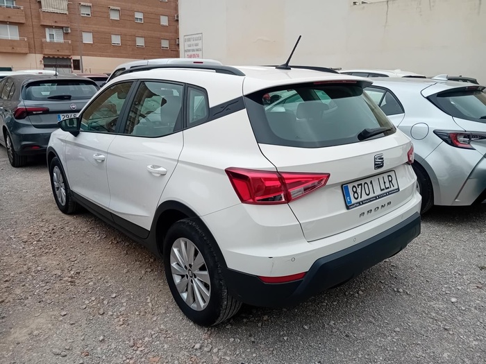 SEAT Arona 1.0 TSI Style Go Eco 81 kW (110 CV) Vehículo usado en Madrid SEAT Arona 1.0 TSI Style Go Eco 81 kW (110 CV) Vehículo usado en Madrid