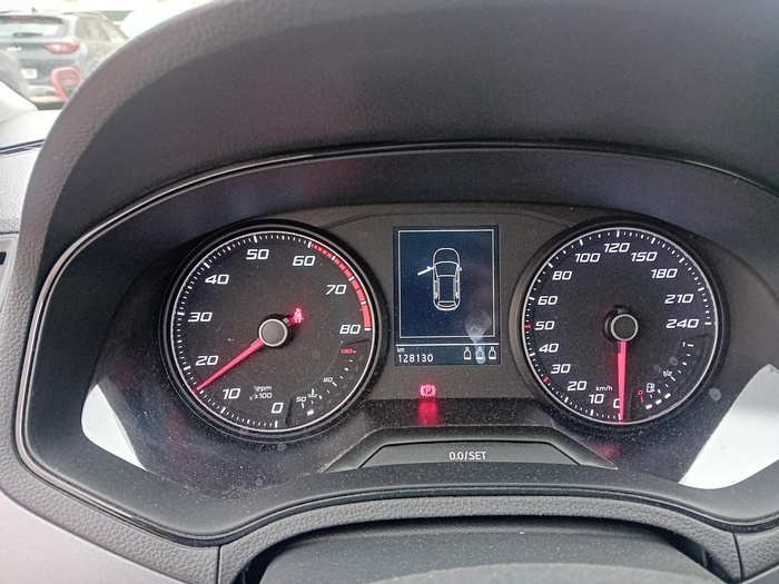 SEAT Arona 1.0 TSI Style Go Eco 81 kW (110 CV) Vehículo usado en Madrid SEAT Arona 1.0 TSI Style Go Eco 81 kW (110 CV) Vehículo usado en Madrid