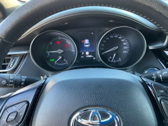 Toyota C-HR 1.8 125H Advance 90 kW (122 CV) Vehículo usado en Madrid Toyota C-HR 1.8 125H Advance 90 kW (122 CV) Vehículo usado en Madrid