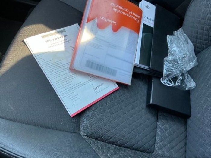 Toyota C-HR 1.8 125H Advance 90 kW (122 CV) Vehículo usado en Madrid Toyota C-HR 1.8 125H Advance 90 kW (122 CV) Vehículo usado en Madrid