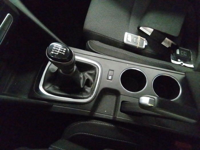 Renault Megane Equilibre Blue dCi 85 kW (115 CV) Vehículo usado en Madrid Renault Megane Equilibre Blue dCi 85 kW (115 CV) Vehículo usado en Madrid