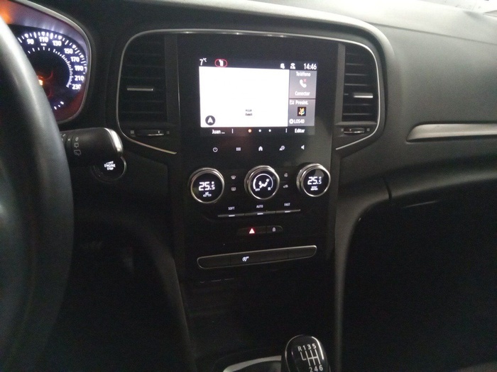 Renault Megane Equilibre Blue dCi 85 kW (115 CV) Vehículo usado en Madrid Renault Megane Equilibre Blue dCi 85 kW (115 CV) Vehículo usado en Madrid