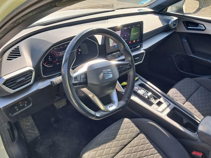 SEAT León ST 1.5 eTSI S&S FR Go L DSG 110 kW (150 CV) Vehículo usado en Madrid SEAT León ST 1.5 eTSI S&S FR Go L DSG 110 kW (150 CV) Vehículo usado en Madrid