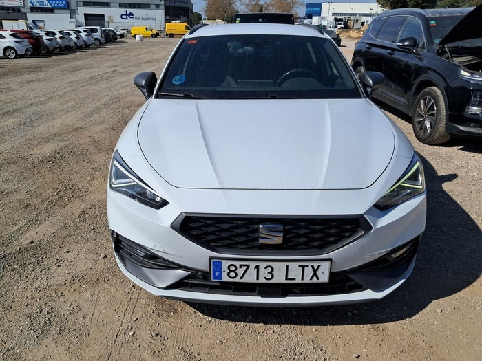 SEAT León ST 1.5 eTSI S&S FR Go L DSG 110 kW (150 CV) Vehículo usado en Madrid SEAT León ST 1.5 eTSI S&S FR Go L DSG 110 kW (150 CV) Vehículo usado en Madrid