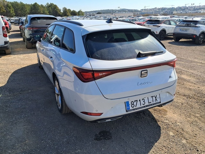 SEAT León ST 1.5 eTSI S&S FR Go L DSG 110 kW (150 CV) Vehículo usado en Madrid SEAT León ST 1.5 eTSI S&S FR Go L DSG 110 kW (150 CV) Vehículo usado en Madrid