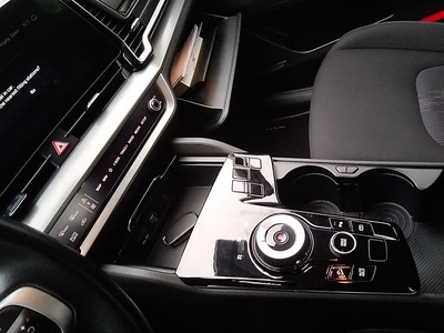 Kia Sportage 1.6 T-GDi HEV Drive 4x2 171 kW (230 CV) 10 Kia Sportage 1.6 T-GDi HEV Drive 4x2 171 kW (230 CV) 10