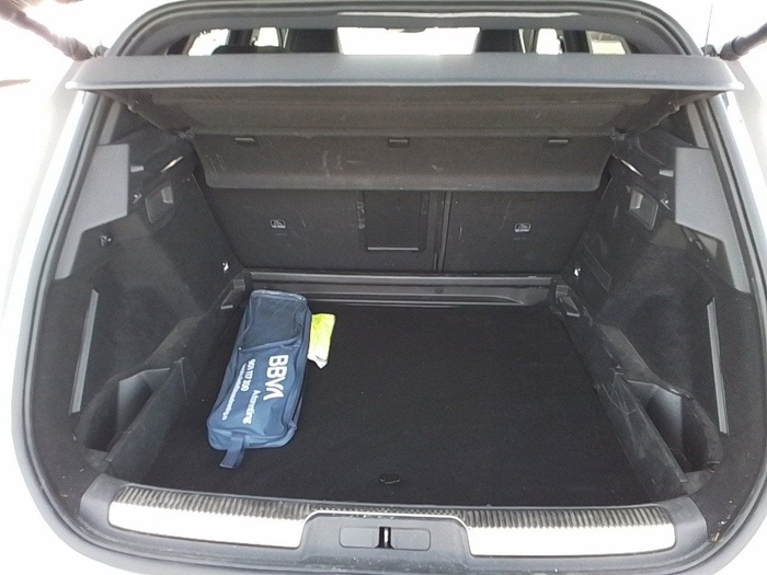 DS DS7 Crossback BlueHDi 130 DE Performance Line AT 96 kW (130 CV) Vehículo usado en Madrid DS DS7 Crossback BlueHDi 130 DE Performance Line AT 96 kW (130 CV) Vehículo usado en Madrid