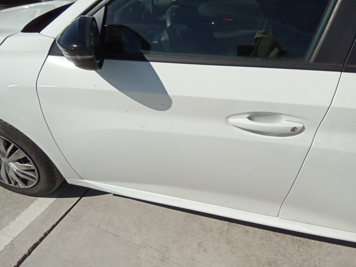 Peugeot 208 BlueHDi 100 Active 75 kW (100 CV) Vehículo usado en Madrid Peugeot 208 BlueHDi 100 Active 75 kW (100 CV) Vehículo usado en Madrid