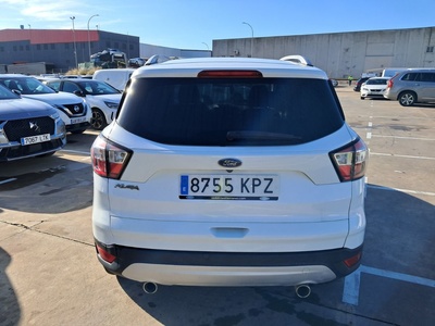 Ford Kuga 2.0 TDCI S&S Titanium 4x2 110 kW (150 CV) 5 Ford Kuga 2.0 TDCI S&S Titanium 4x2 110 kW (150 CV) 5
