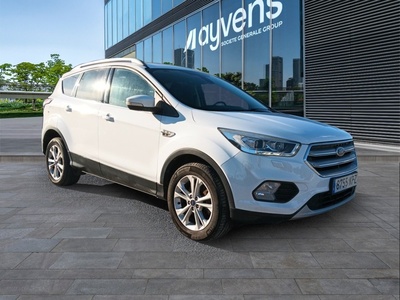 Ford Kuga 2.0 TDCI S&S Titanium 4x2 110 kW (150 CV) 3 Ford Kuga 2.0 TDCI S&S Titanium 4x2 110 kW (150 CV) 3